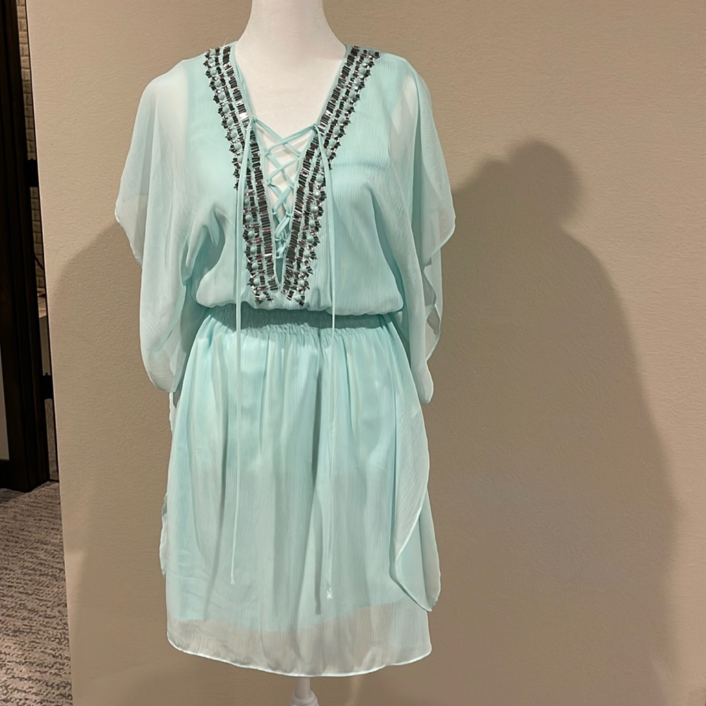 Bebe Dress With Flutter Sleeves Blue Size Xs